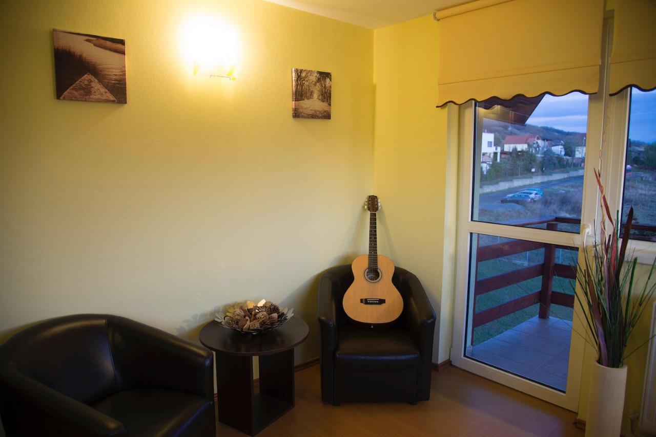 Pensiunea Carmen - Bikers Friendly Nest Sibiu Exterior photo
